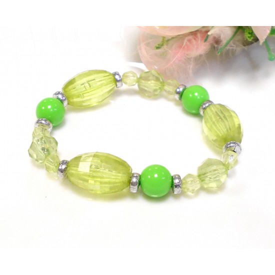 Náramek korálky zelený B688