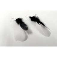 Náušnice peříčka bílá/černá NA003c
