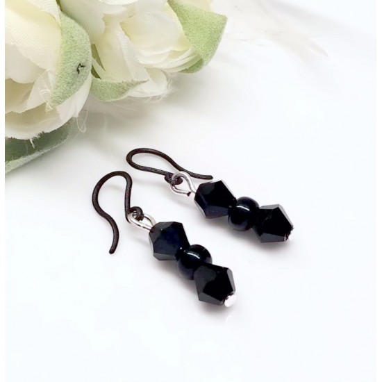 Náušnice hypoalergenní Krystal černé s modrými odlesky NAH05b