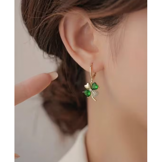 Náušnice čtyřlístky zlaté zdobené zirkony  Na001